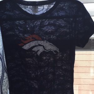 🔹 5 for $30 Broncos burnout tee